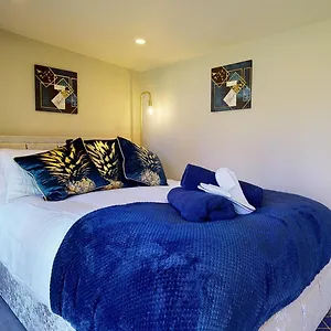 Cosy 1 Bed Garden Close To Centre - Free Parking & Wifi , Nottingham United Kingdom